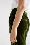 SUURI VELVET PANT MOSS GREEN