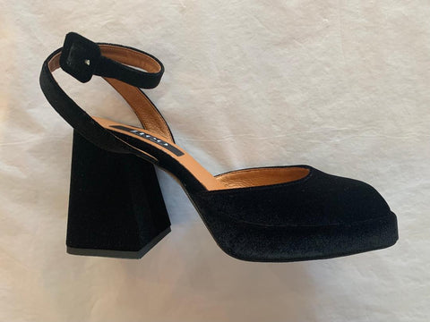 AG 22567 Black velvet silki Heel